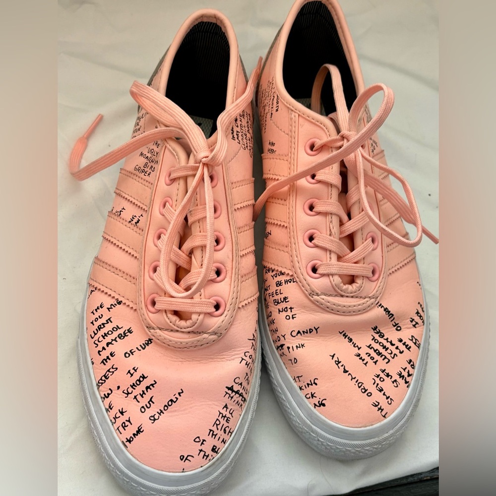 Adidas GONZ tennis shoes